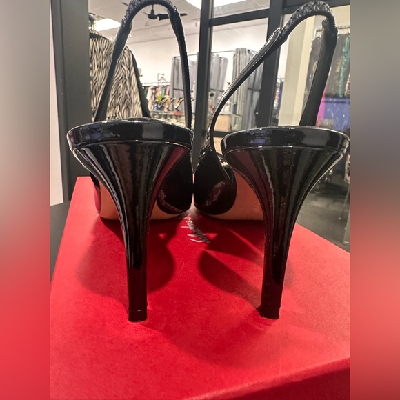 Salvatore Ferragamo Sz 6.5 Black Slingbacks Shoes